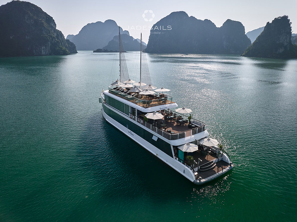 Jade Sails -The Most Luxury Day Cruise in Halong Bay & Lan Ha Bay
